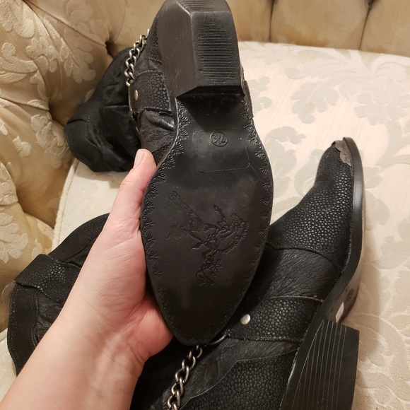 COPY - Black leather cowboy boots, silver hard wear - Picture 5 of 6